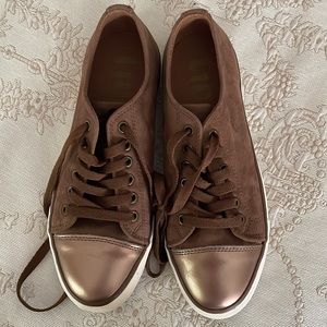 Twiggy London womens size 8 chocolate brown & bronze sneaker